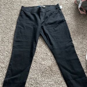 Old navy black jeggings mid rise size 18 tall